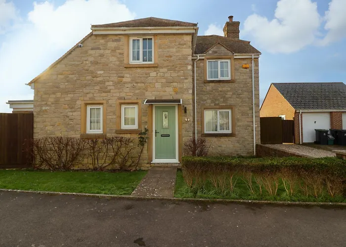 West Bay Holiday Home